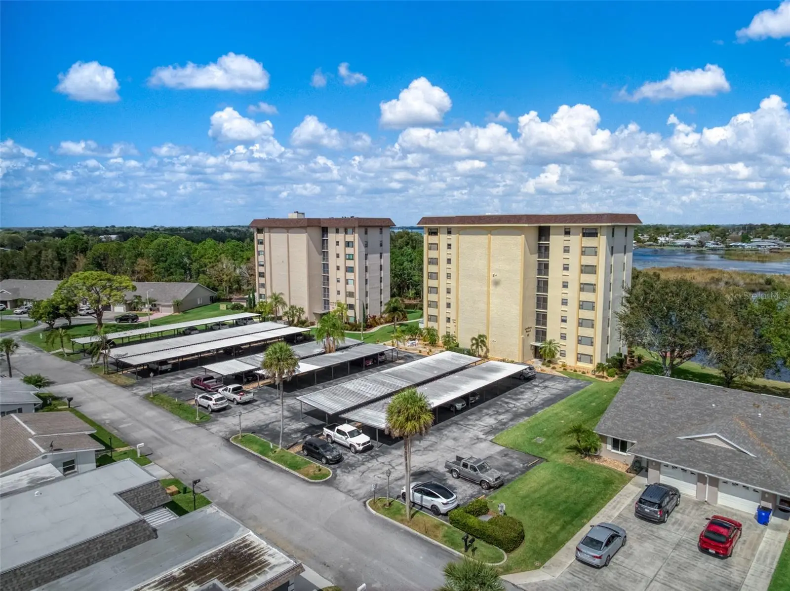 117 Country Club Drive, FL