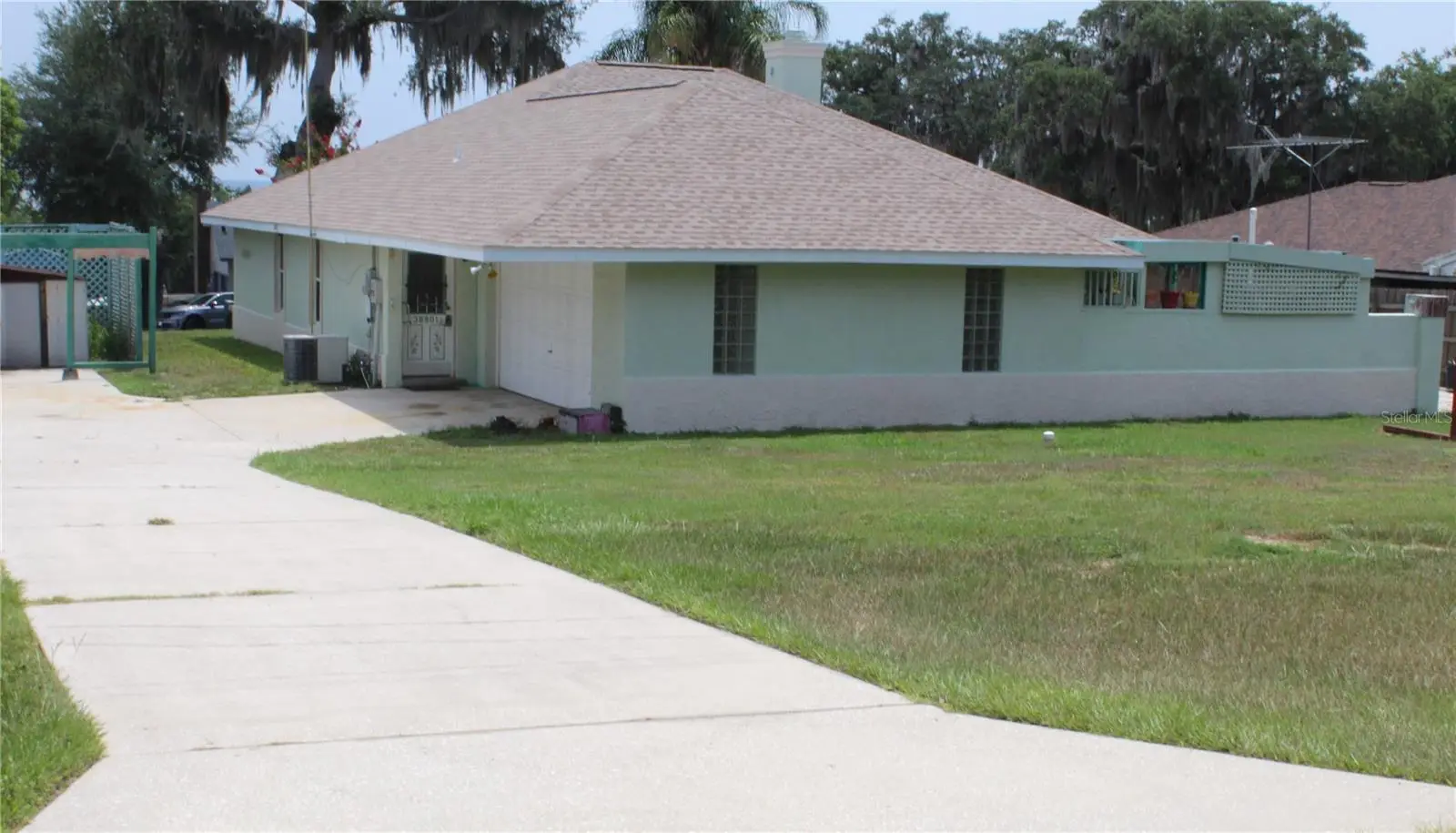 38901 Ella Drive, FL