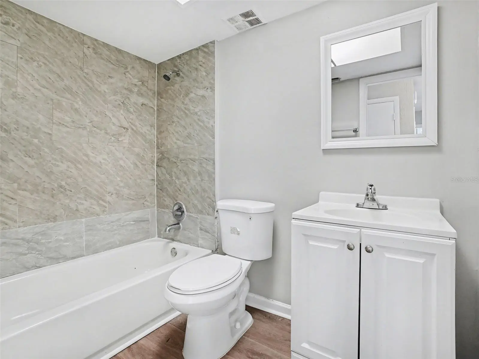 555 Thomas Jefferson Way, FL