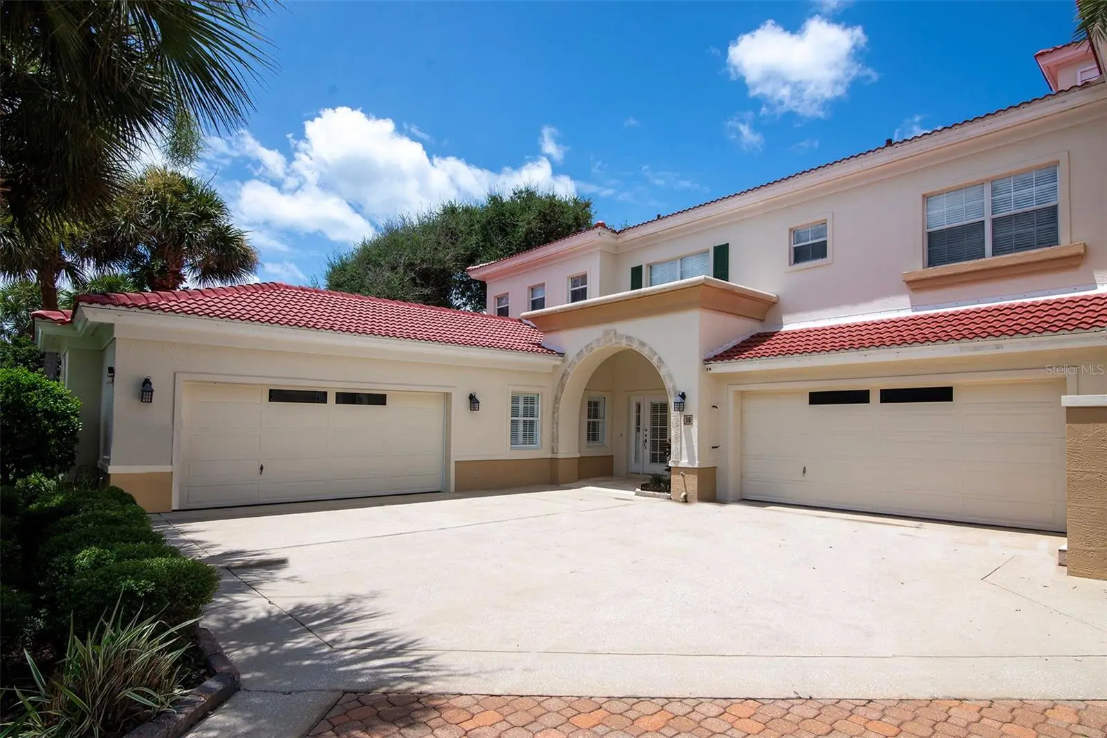 16 Viscaya Drive, FL