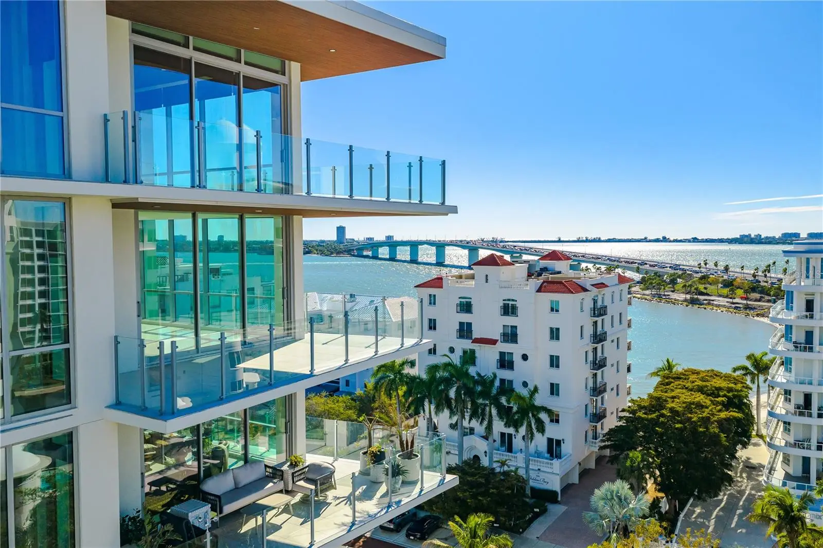 111 Golden Gate, FL