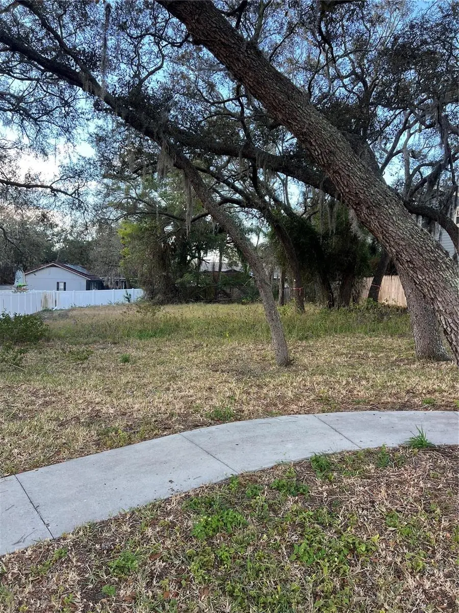 Forde Avenue, FL