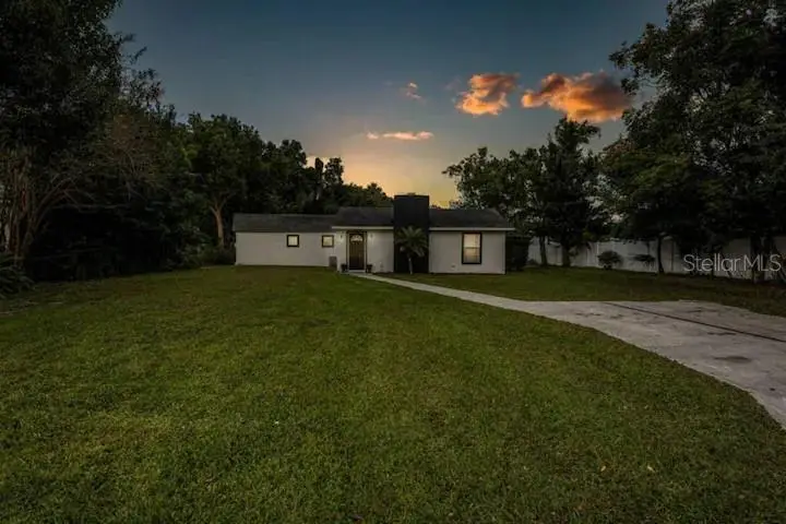 2301 Carlton Drive, FL