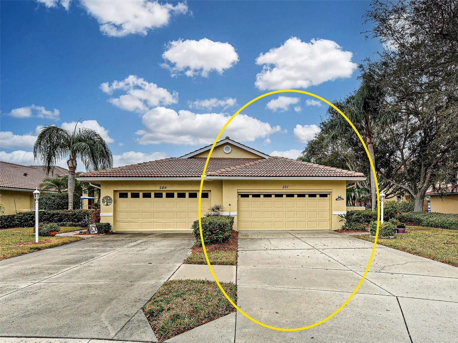 251 Vista Del Lago Way, FL