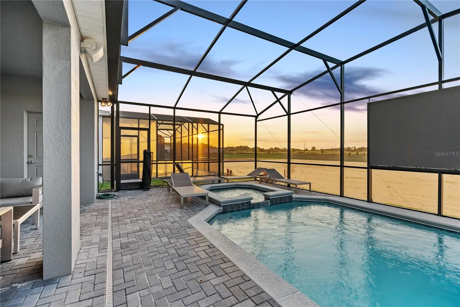 16000 Sandy Cliffs Drive, FL