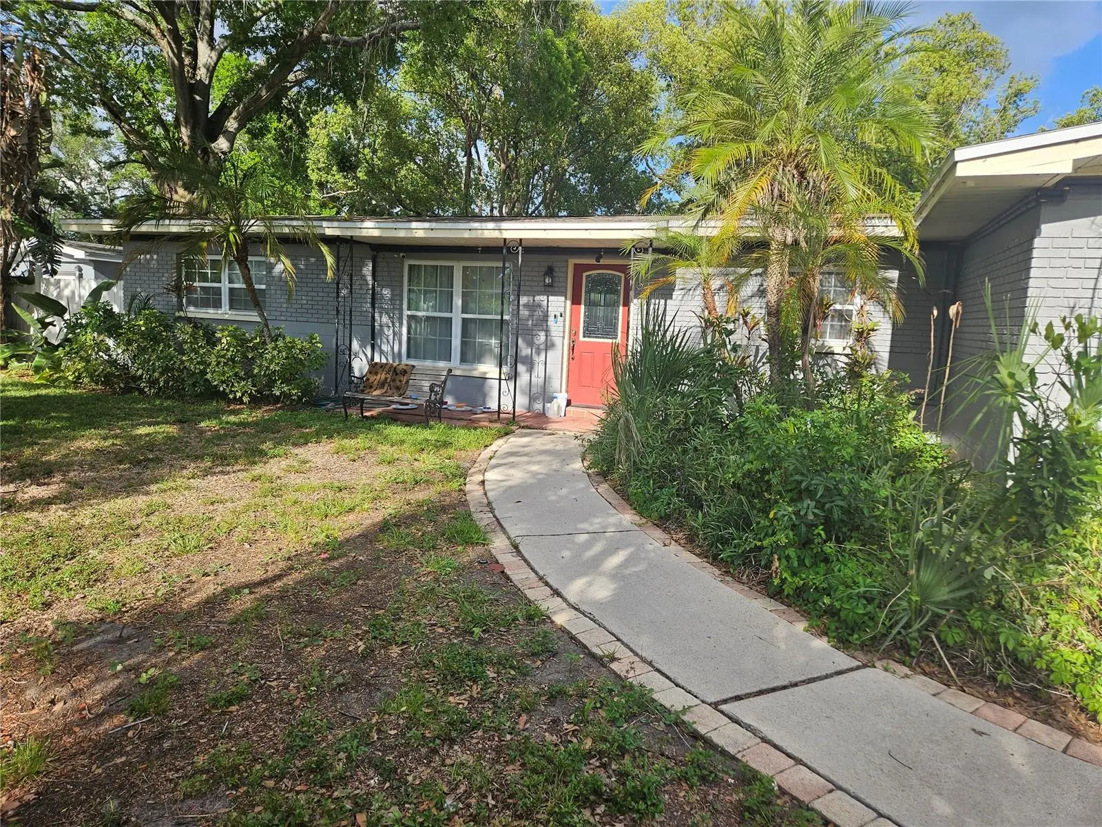 347 Country Club Drive, FL