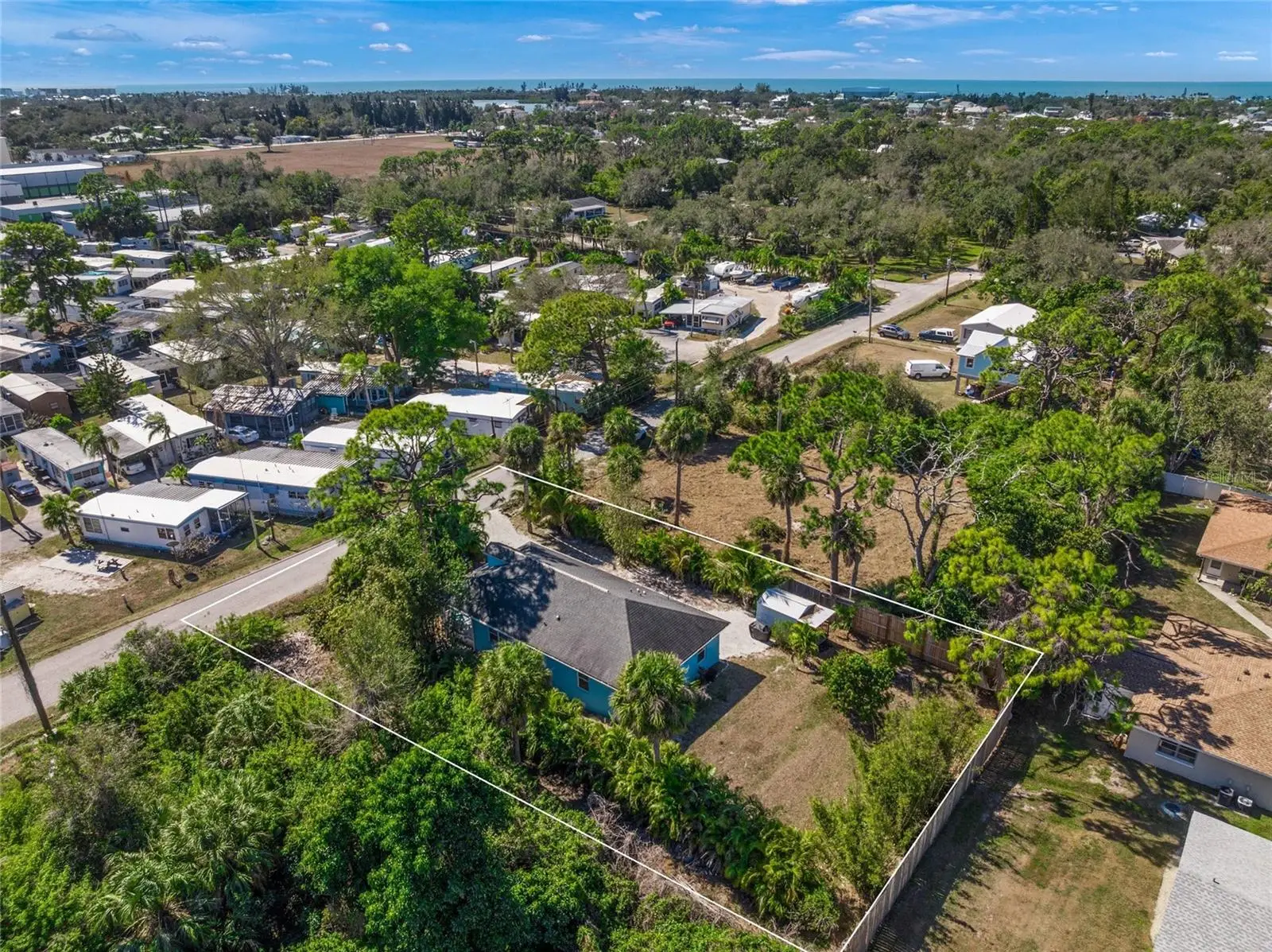 116 Avenida La Palma, FL