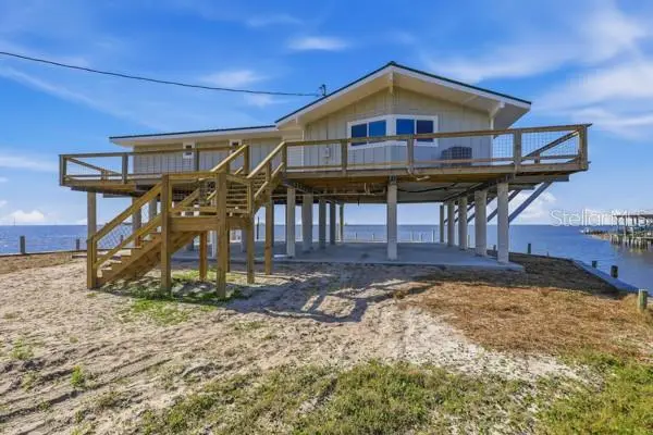 18 4th Street, FL