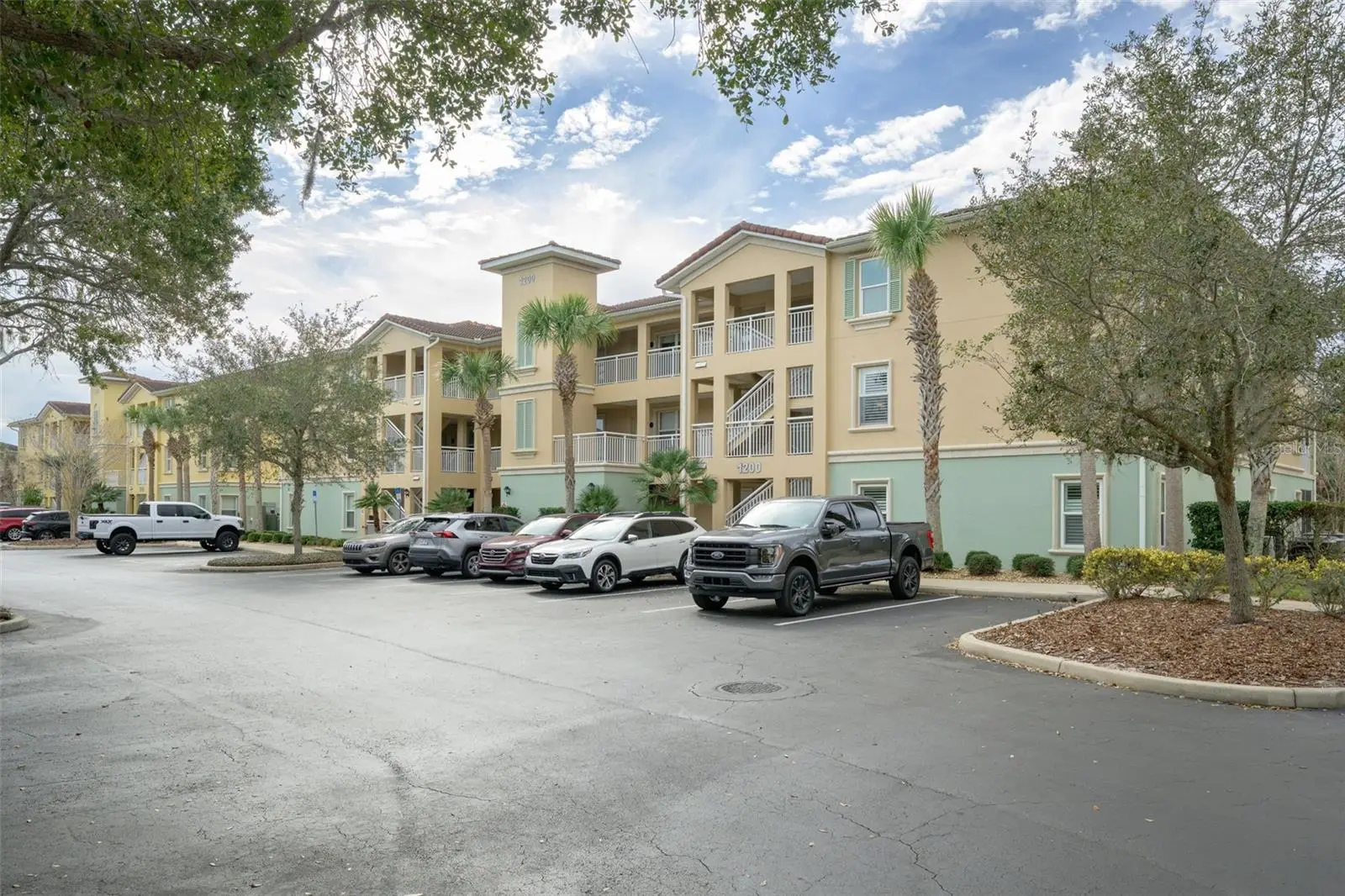 1200 Canopy Walk Ln #1235