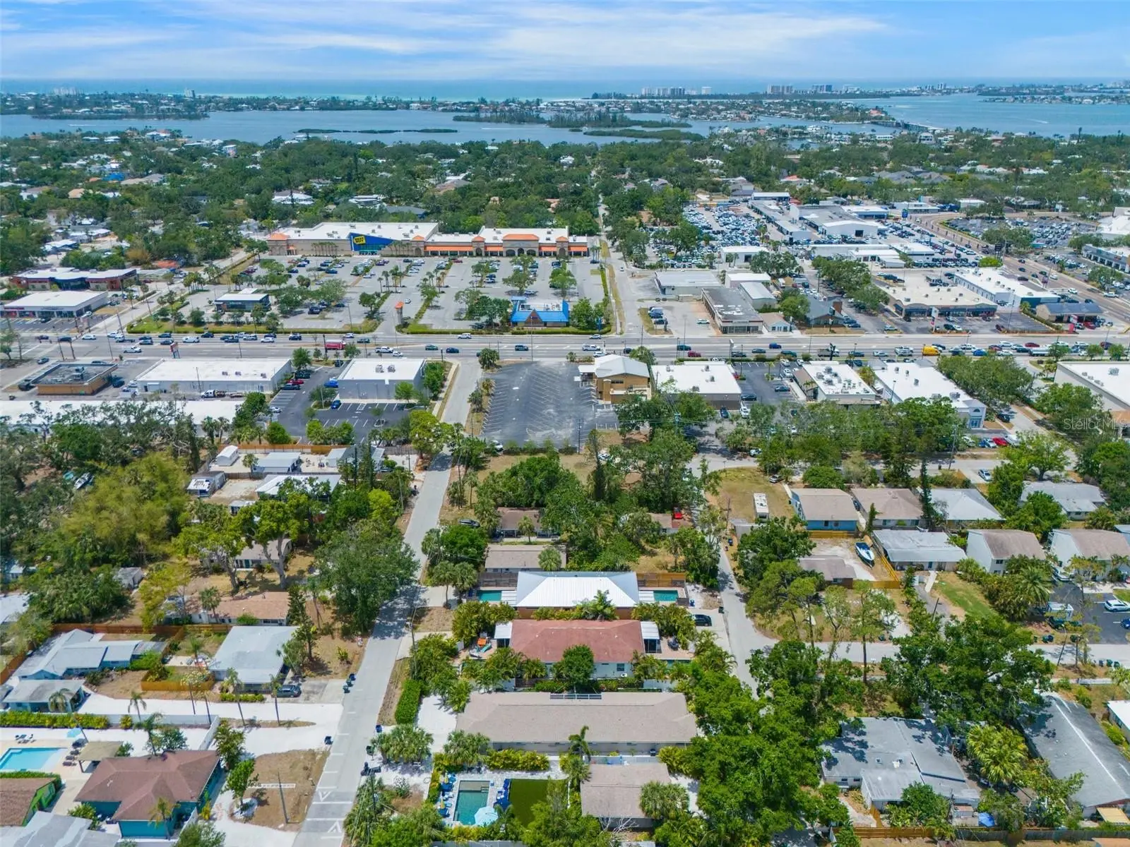 2051 Roselawn Street, FL