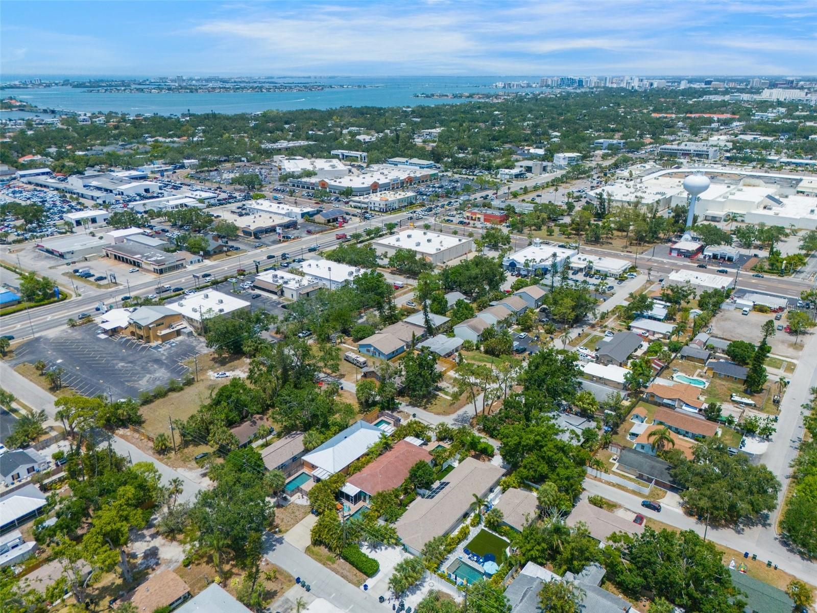2051 Roselawn Street, FL