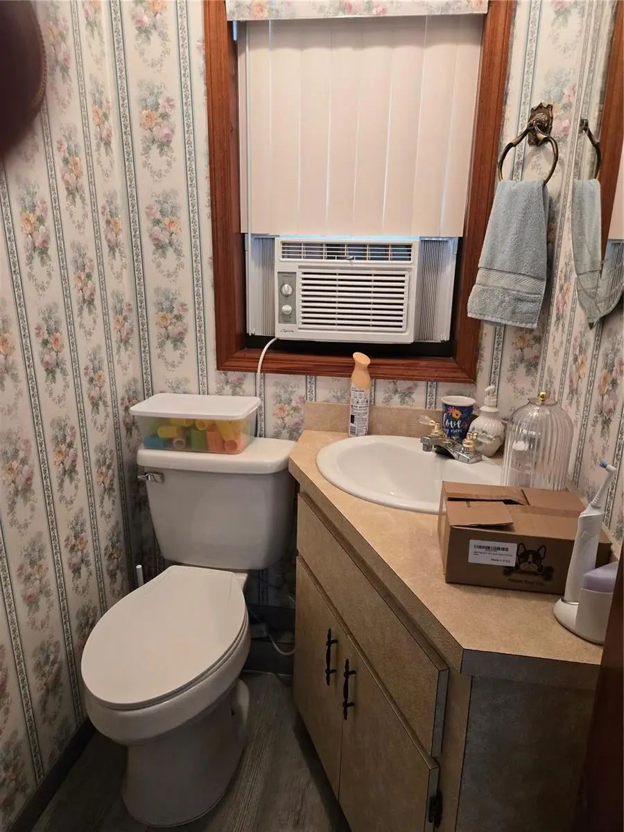 2327 Cr 528, FL