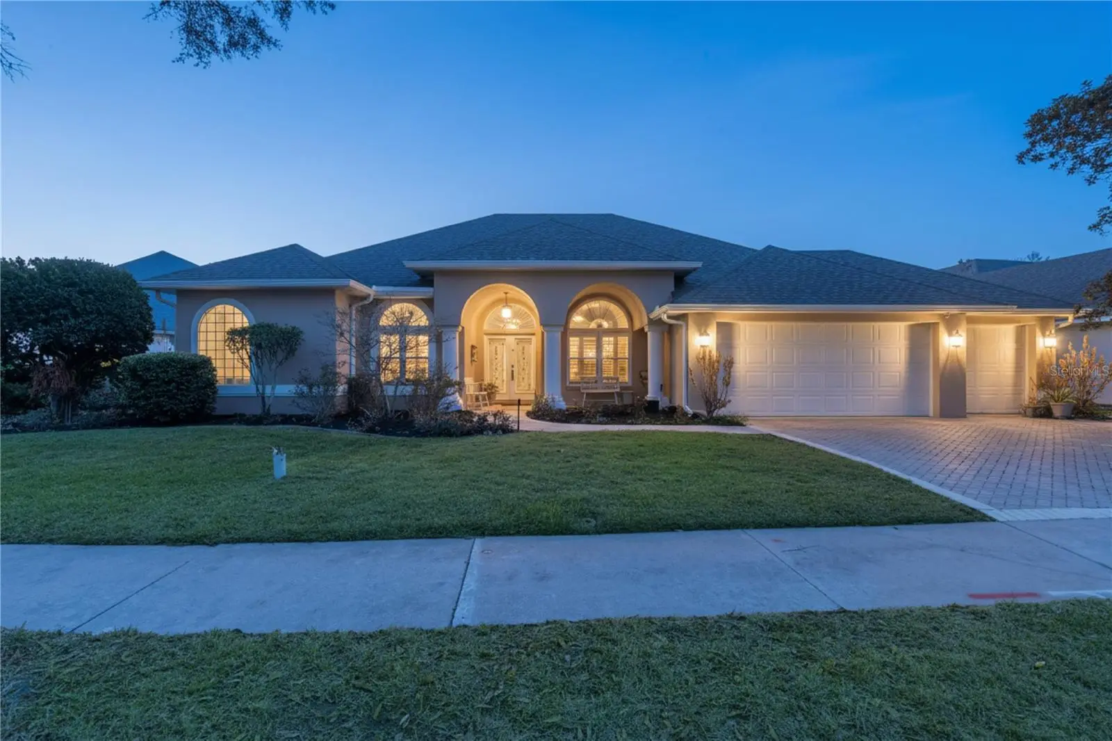 1500 Edgewater Drive, FL