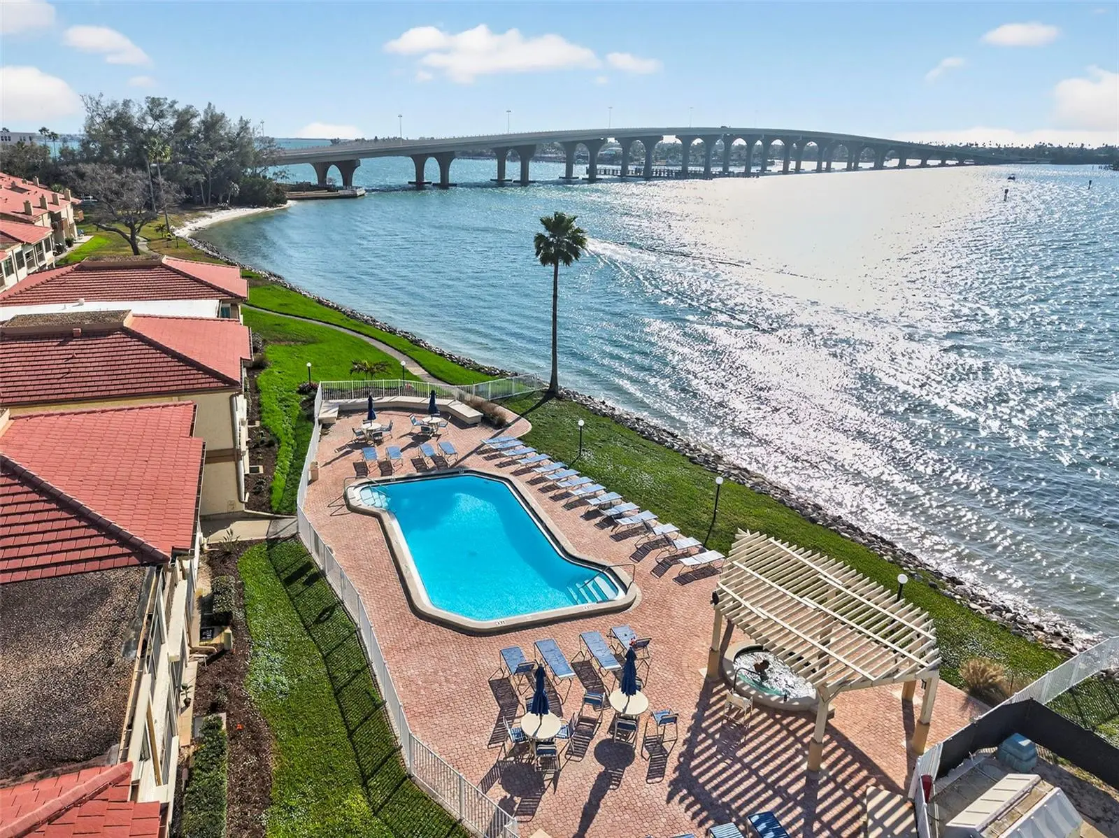 6210 Sun Boulevard, FL
