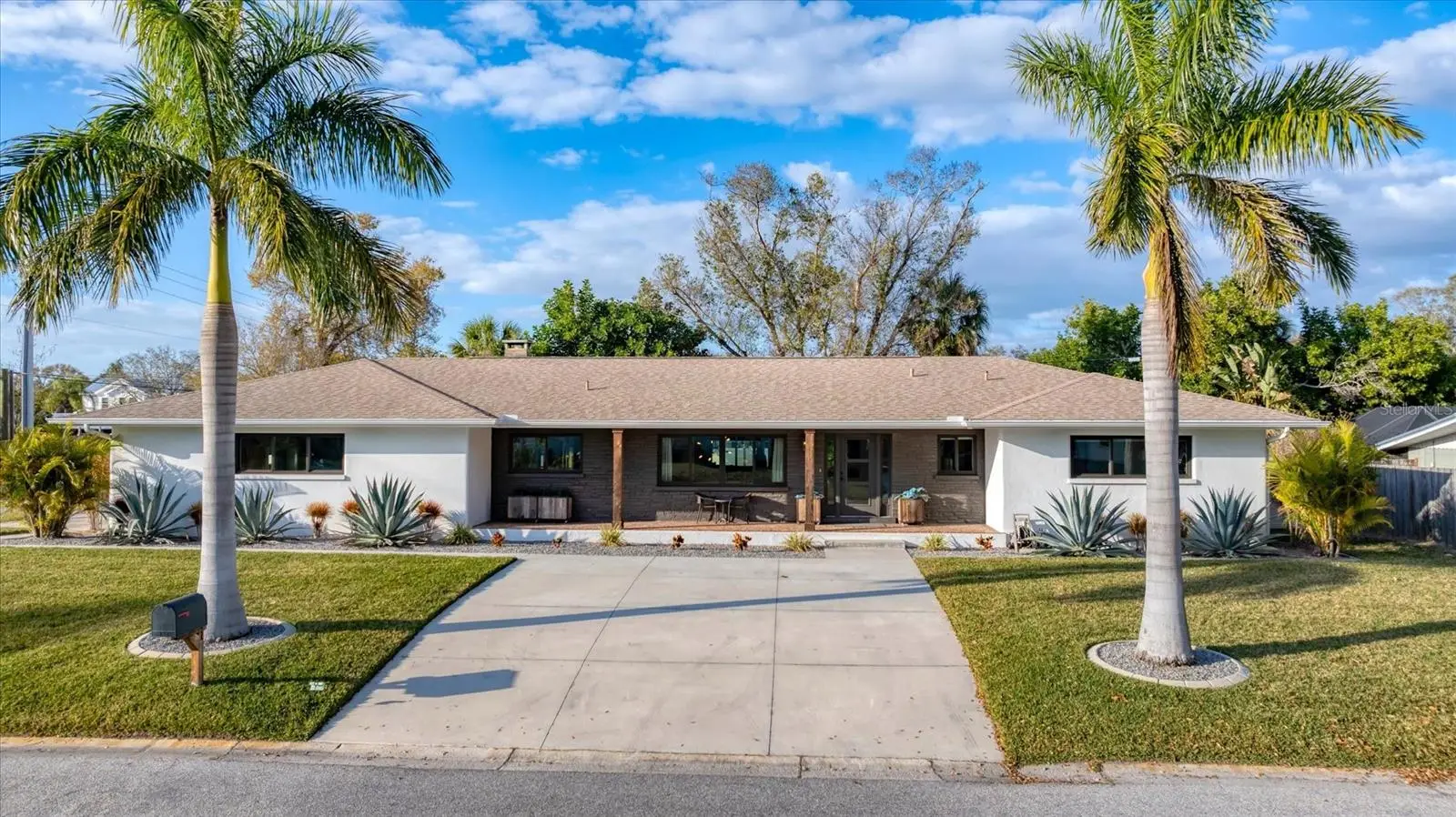 2411 Valencia Drive, FL