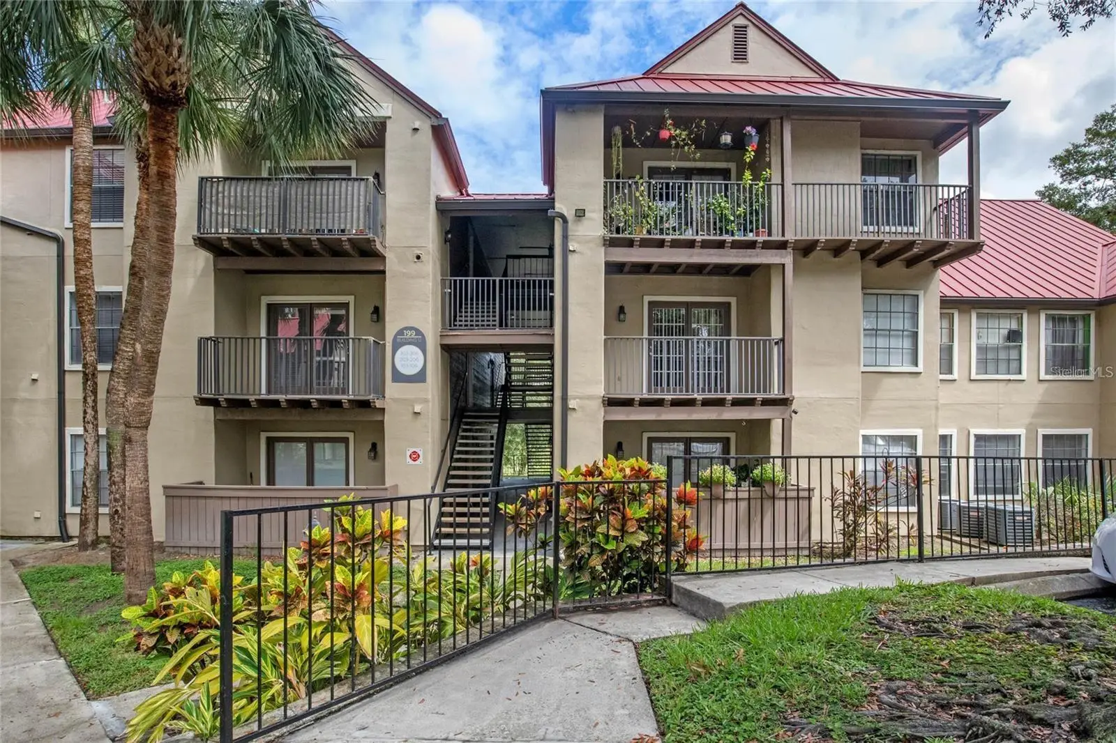 236 Afton Square, FL