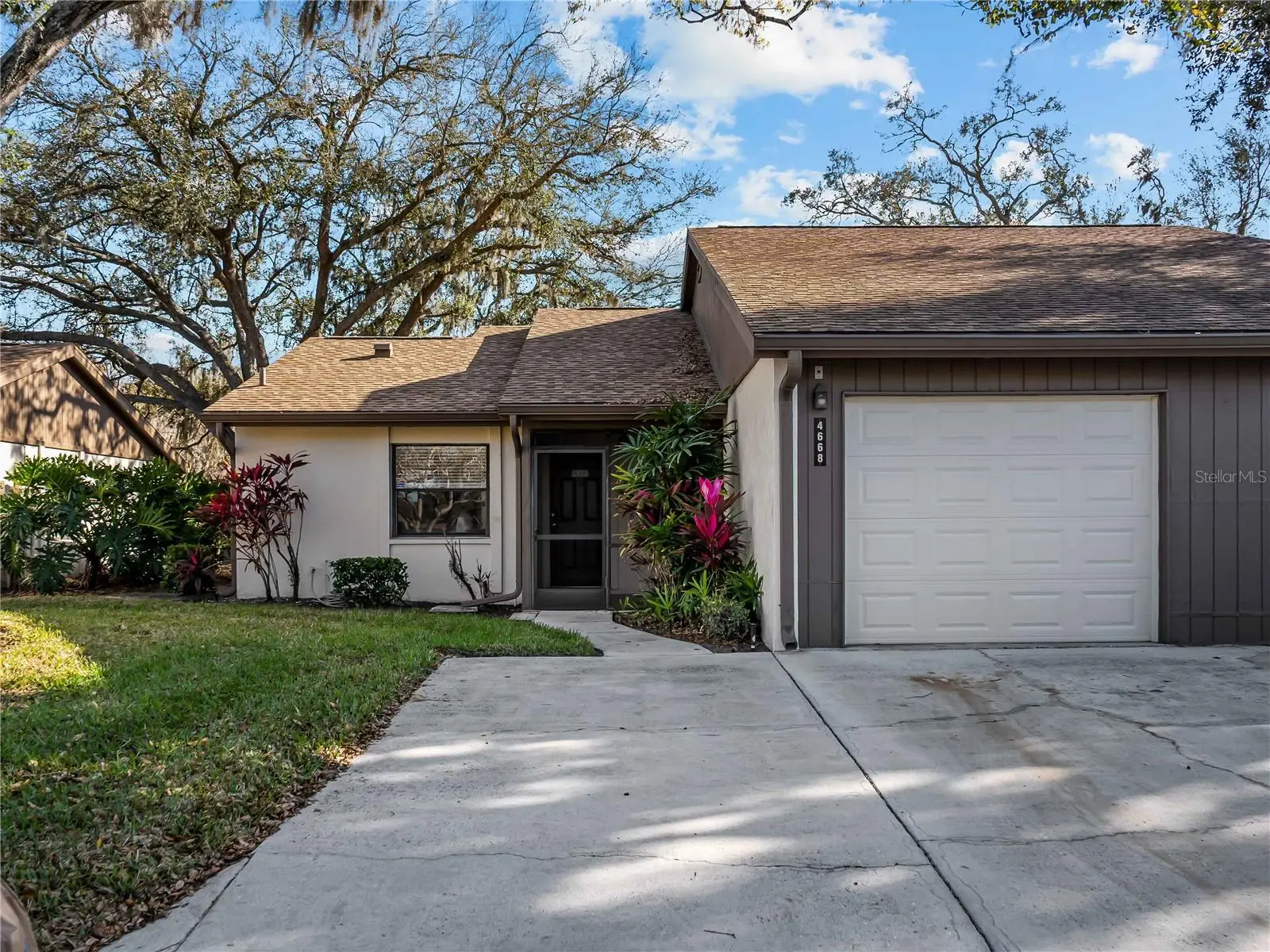 4668 Oak Hill Lane, FL