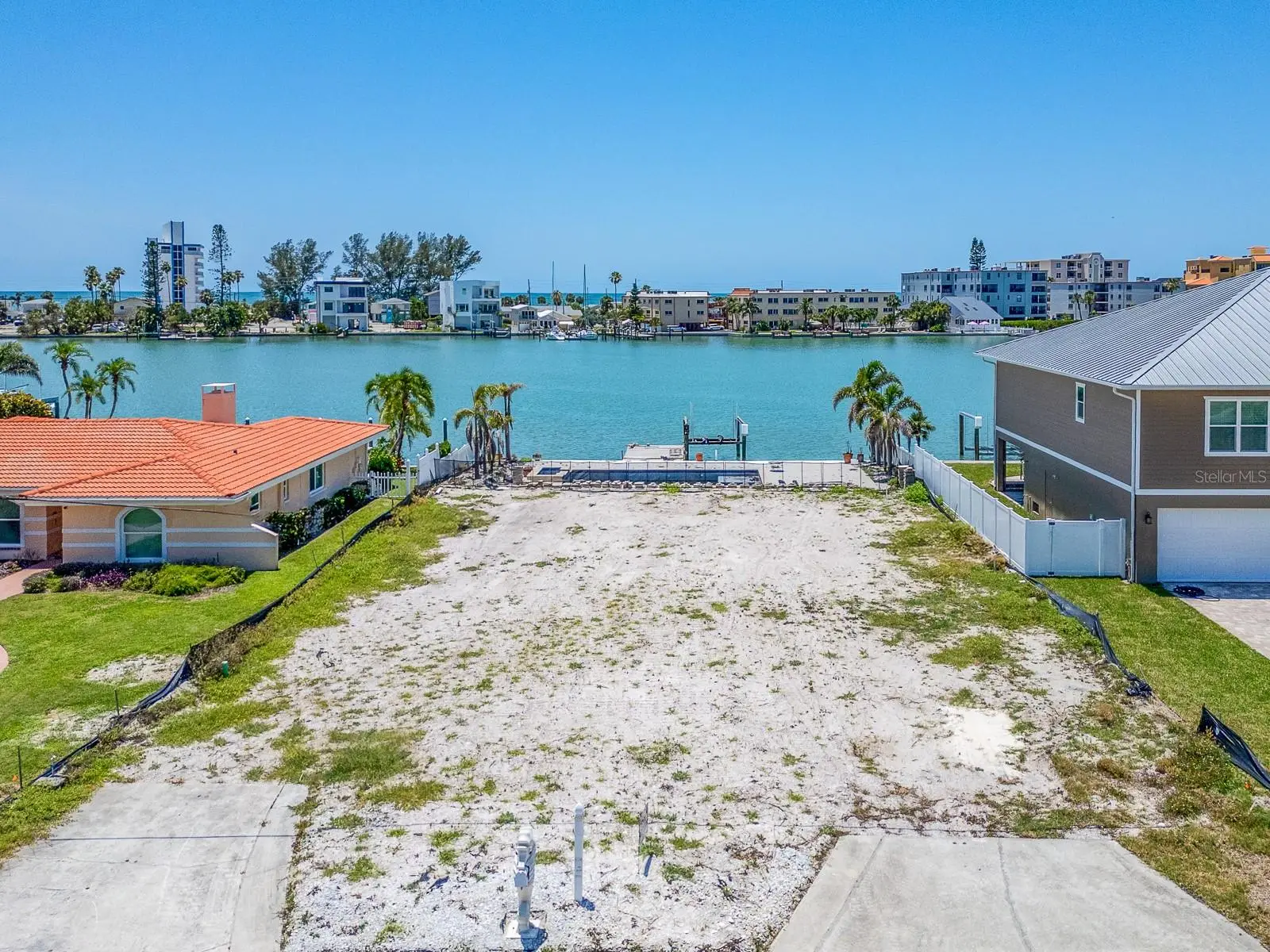 10126 Tarpon Drive, FL