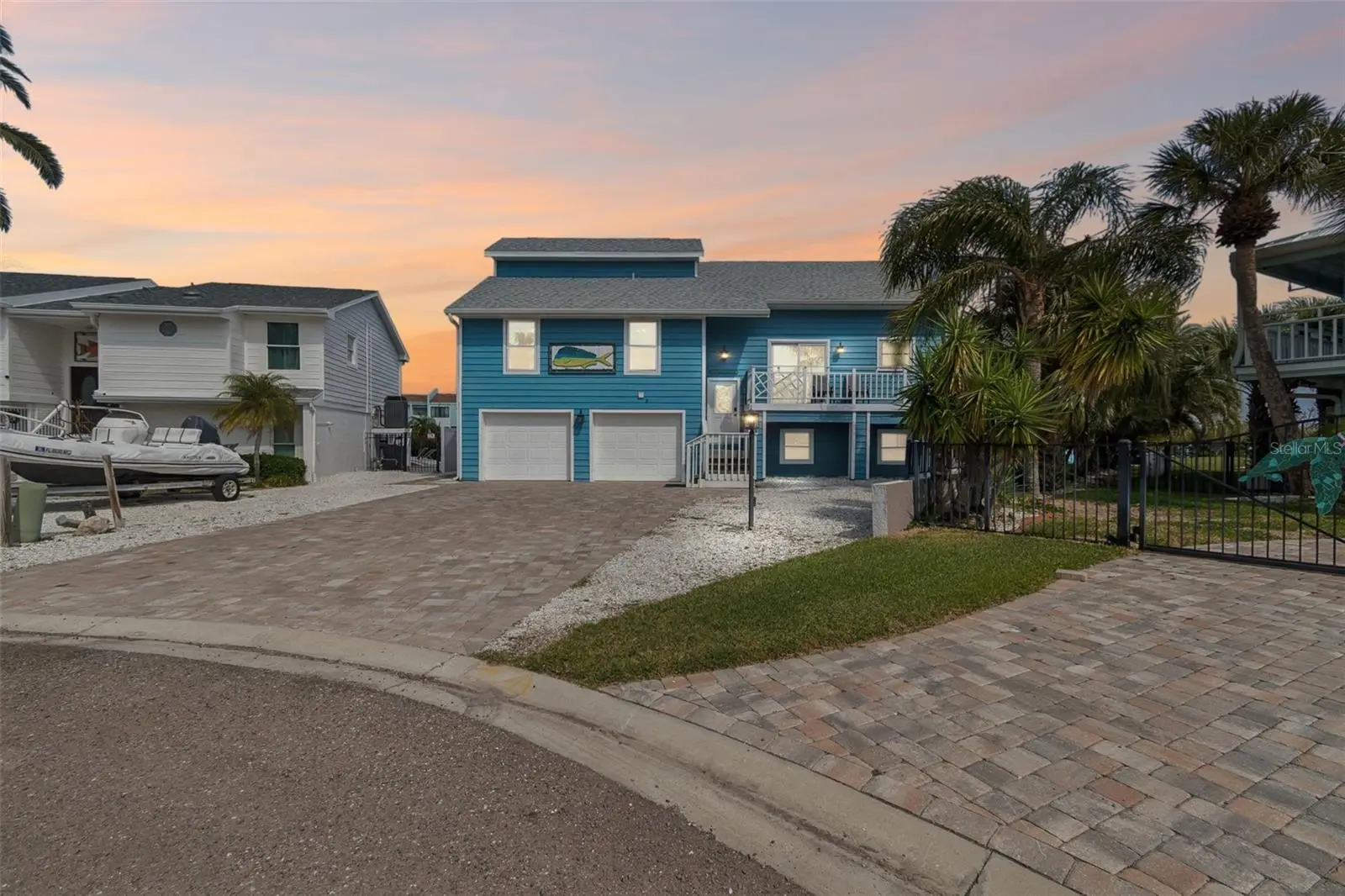 330 6th Avenue, FL