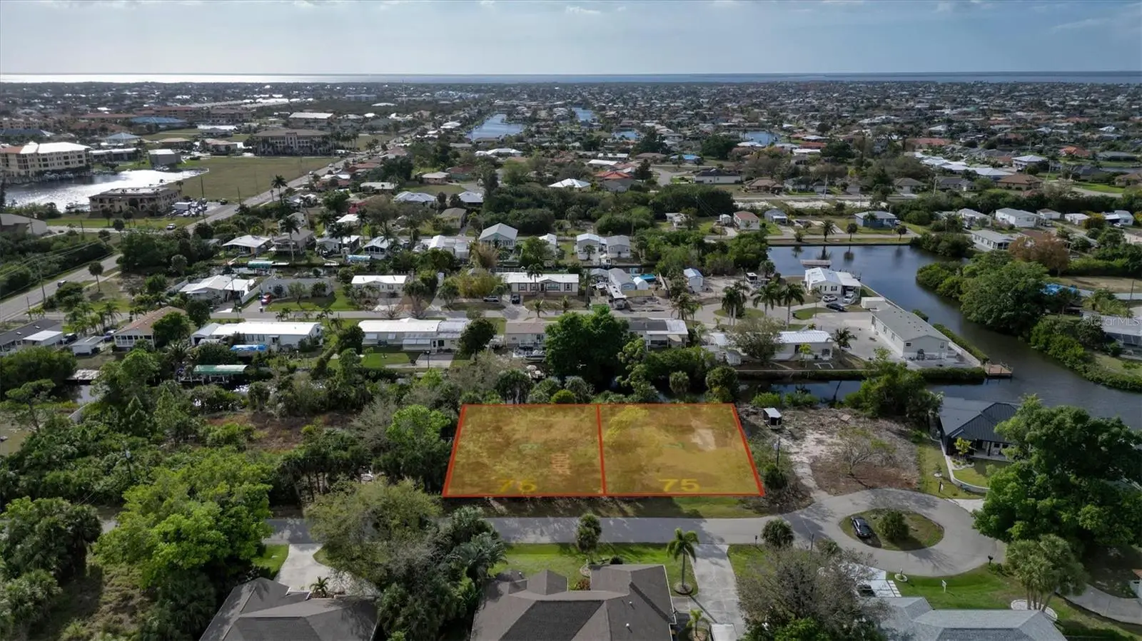 3015 Banyan Way, FL