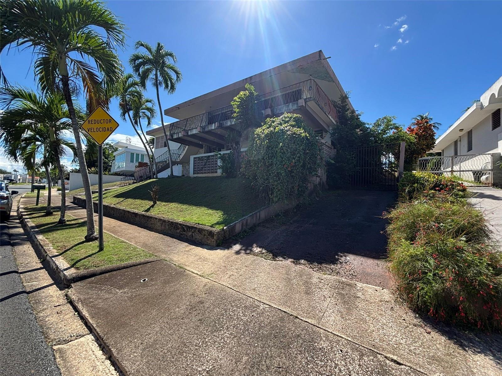78(9-E) Tulipan (A) Stree San Francisco Dev, PR