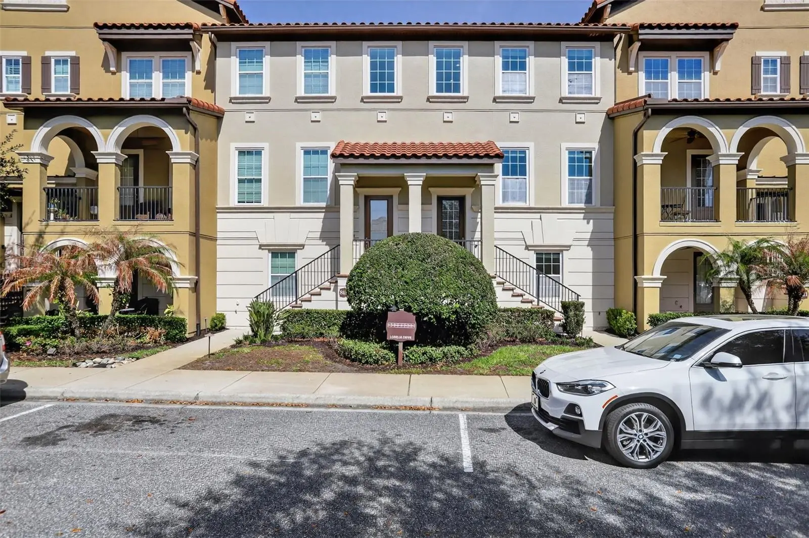 817 Lobelia Drive, FL