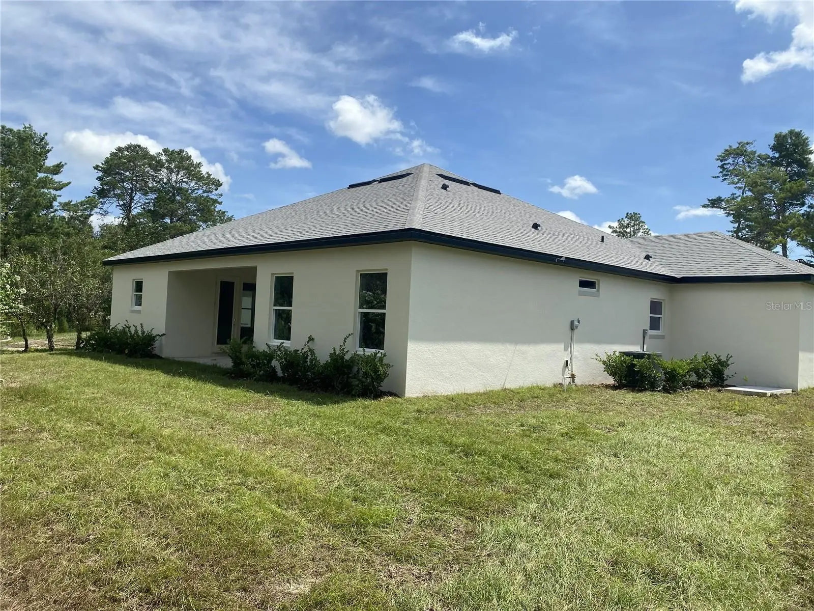 6 Hemlock Court, FL