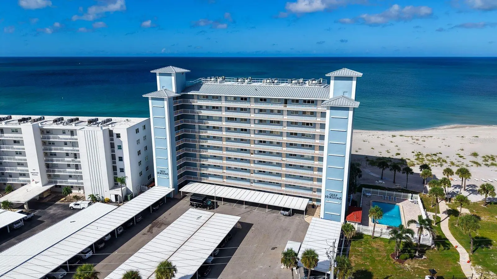 555 The Esplanade, FL