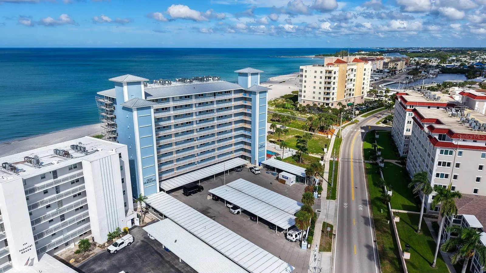 555 The Esplanade, FL