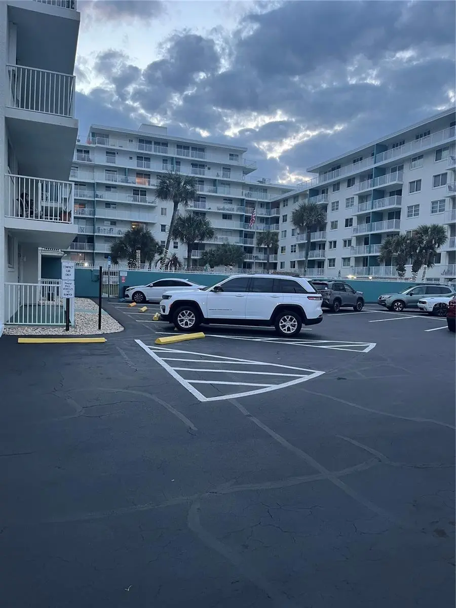 2727 Atlantic Avenue, FL