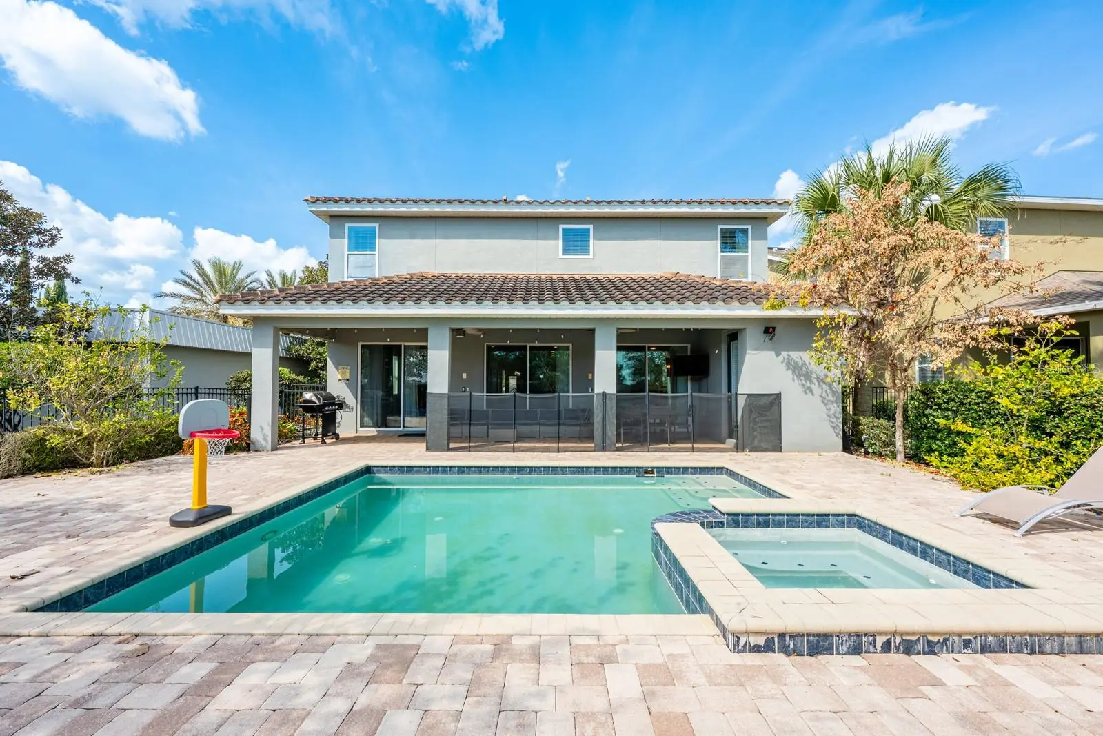 111 Lasso Drive, FL