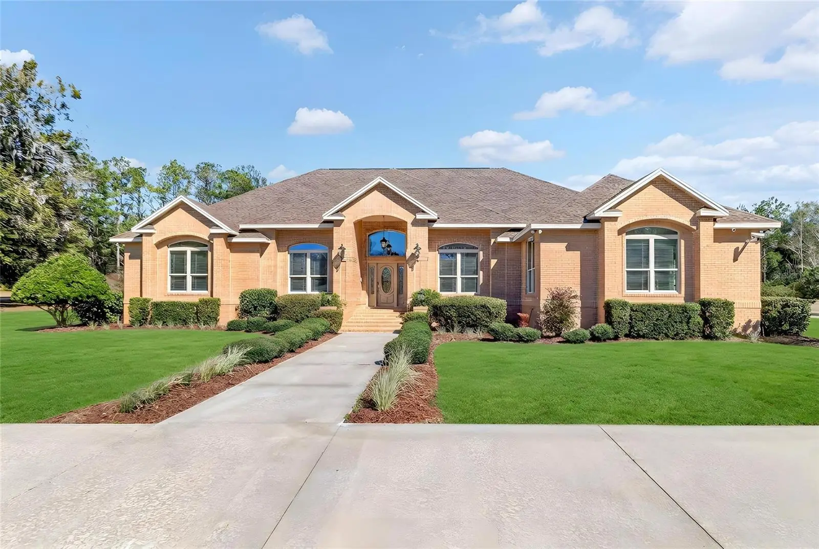 573 Nature Drive, FL
