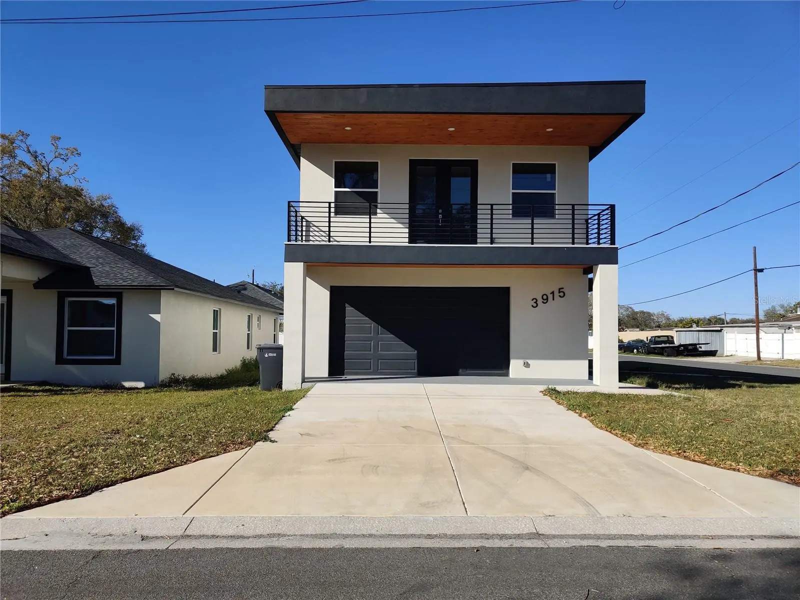 3915 Robson Street, FL