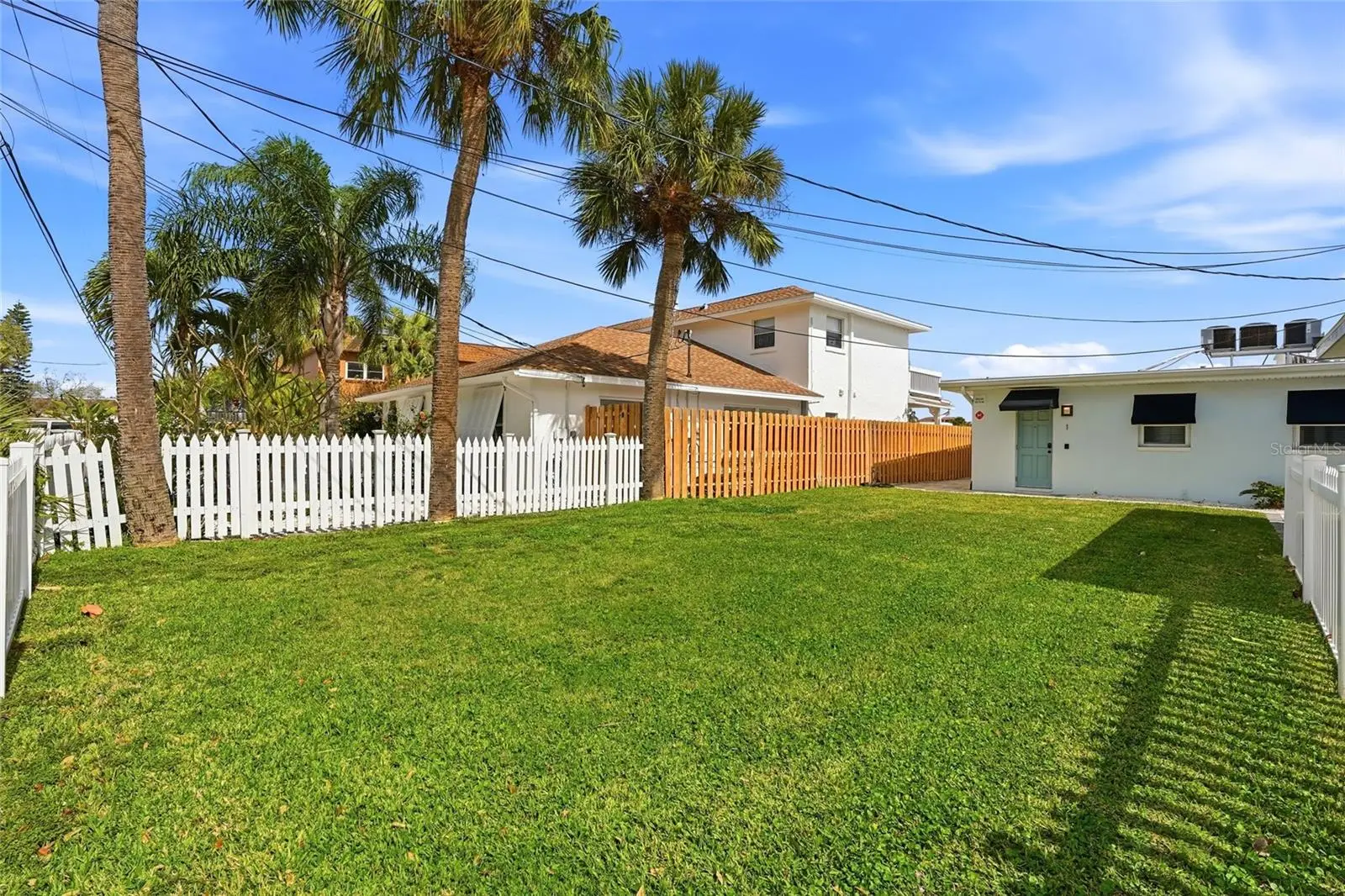 2605 Bay Boulevard, FL