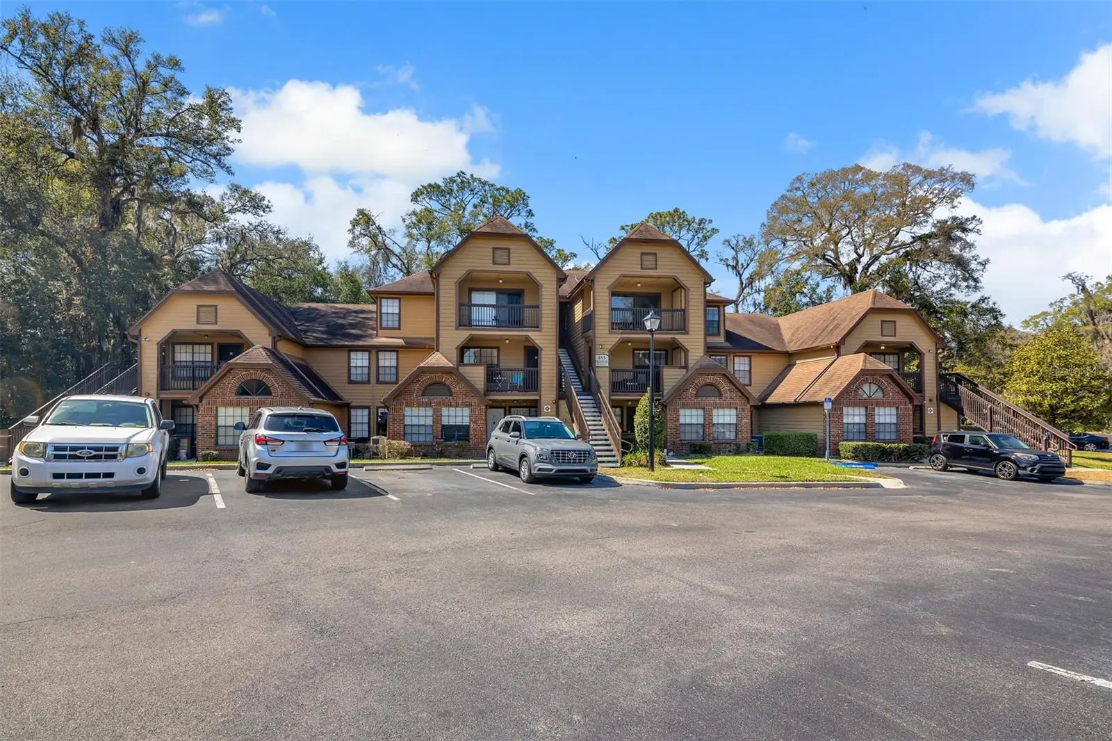 485 Forestway Circle, FL