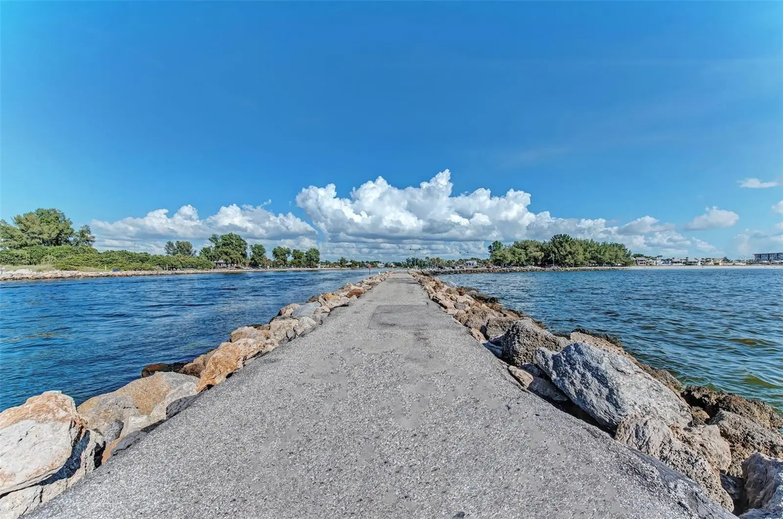1679 Valley Drive, FL