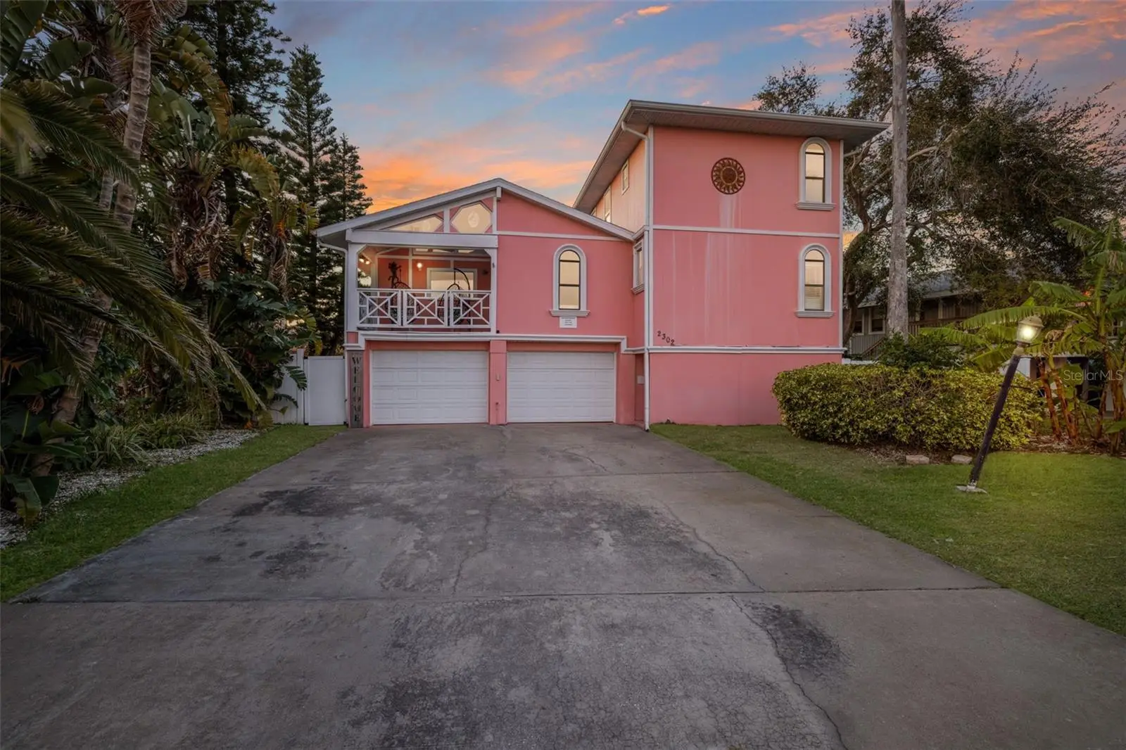 2302 Bay Boulevard, FL