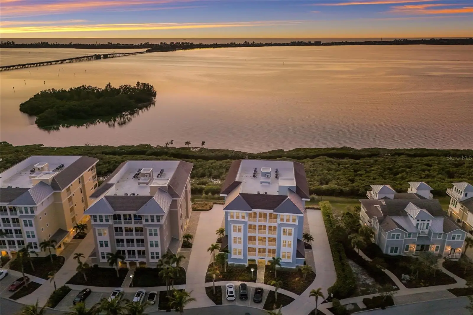 376 Aruba Circle, FL