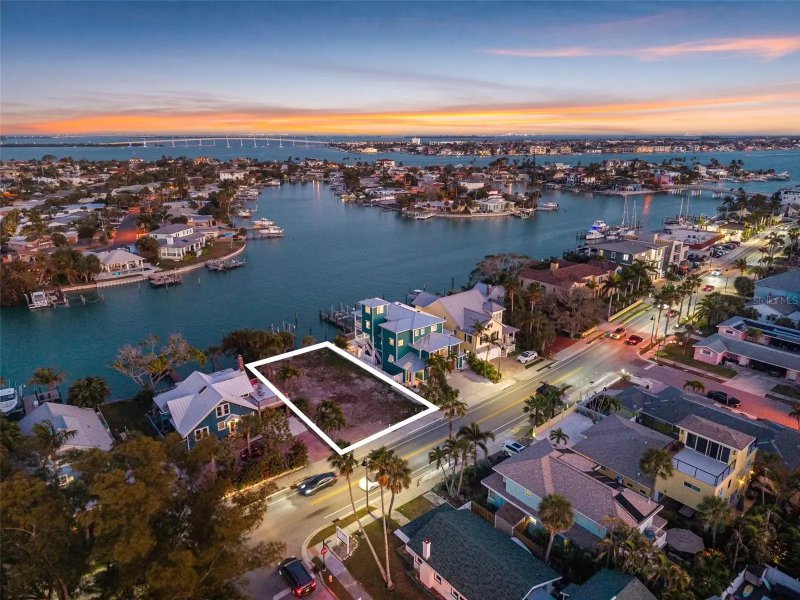2505 Pass A Grille Way, FL