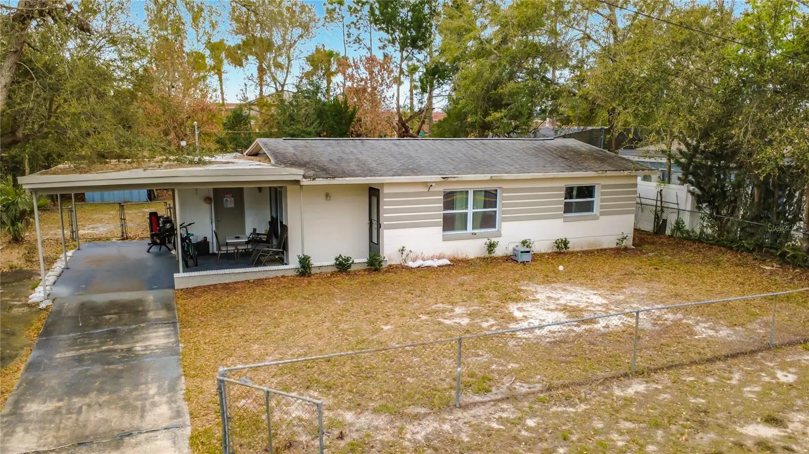 741 Hillview Drive, FL