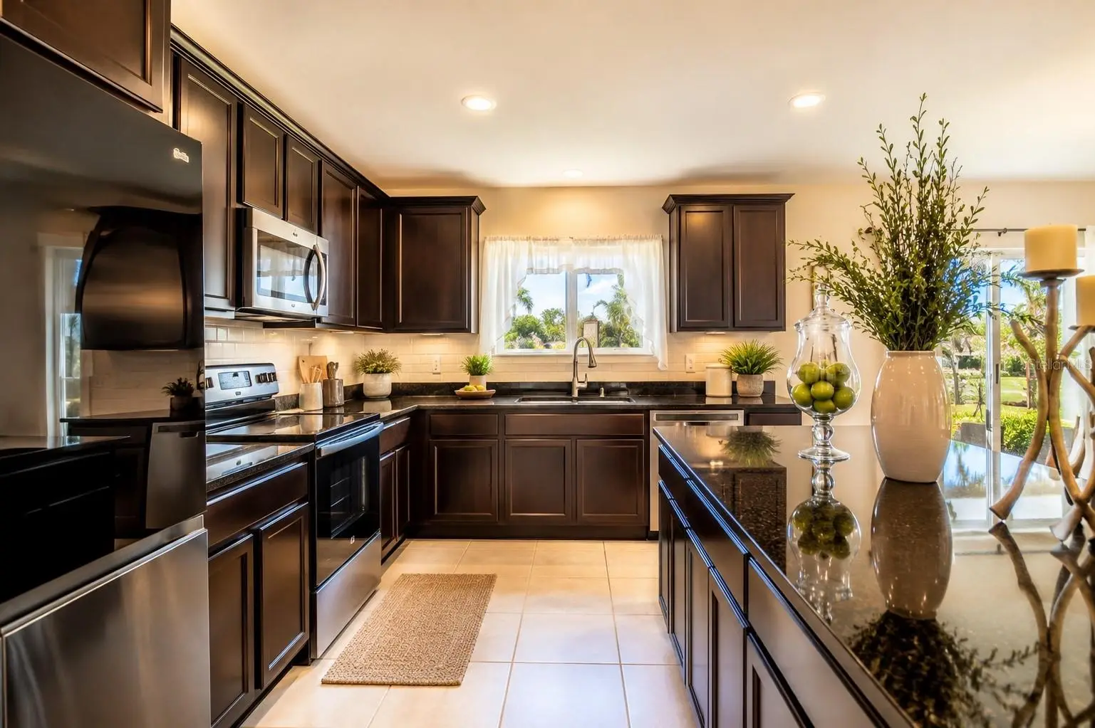 605 Sarner Pass Way, FL