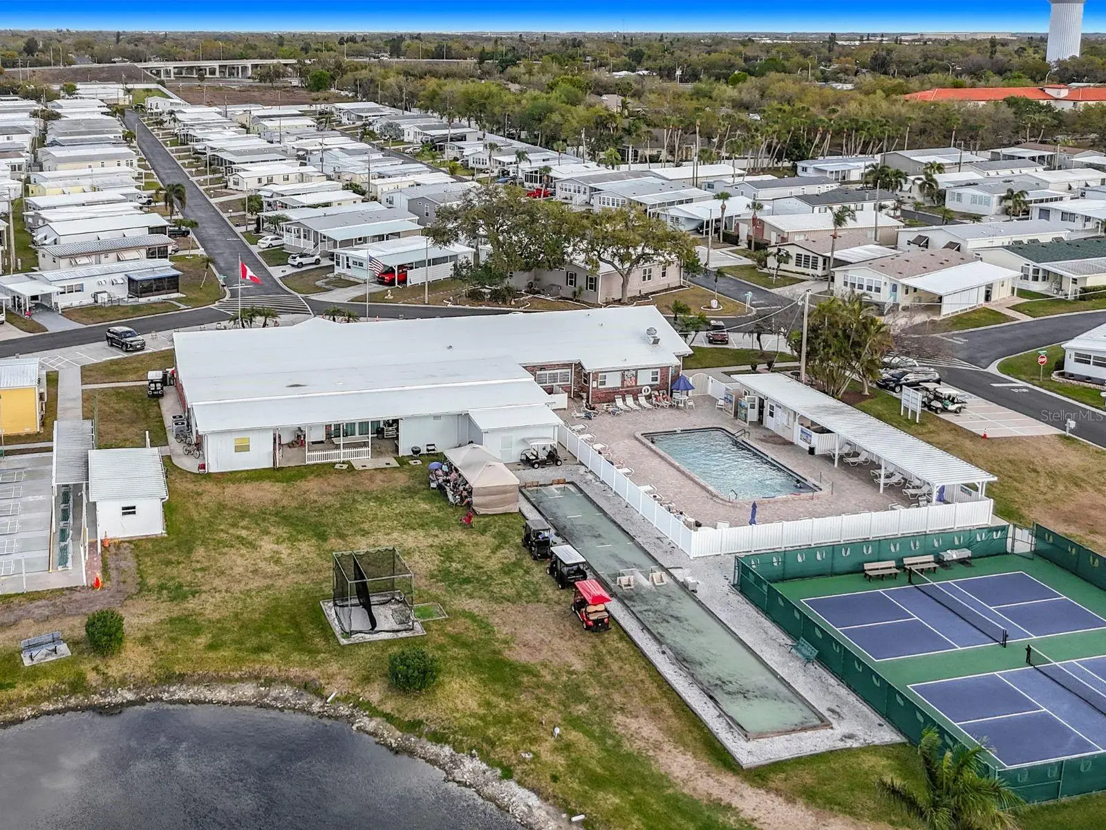 411 Tropic Drive, FL