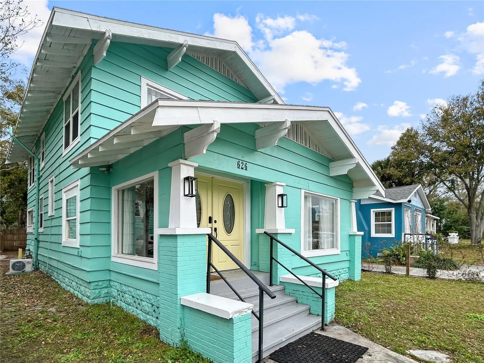 ST PETERSBURG, FL