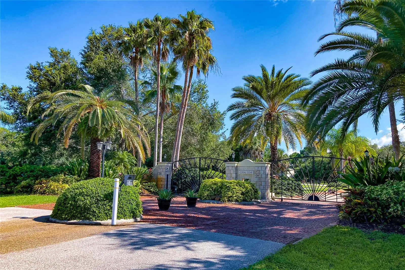 10160 Creekside Drive, FL