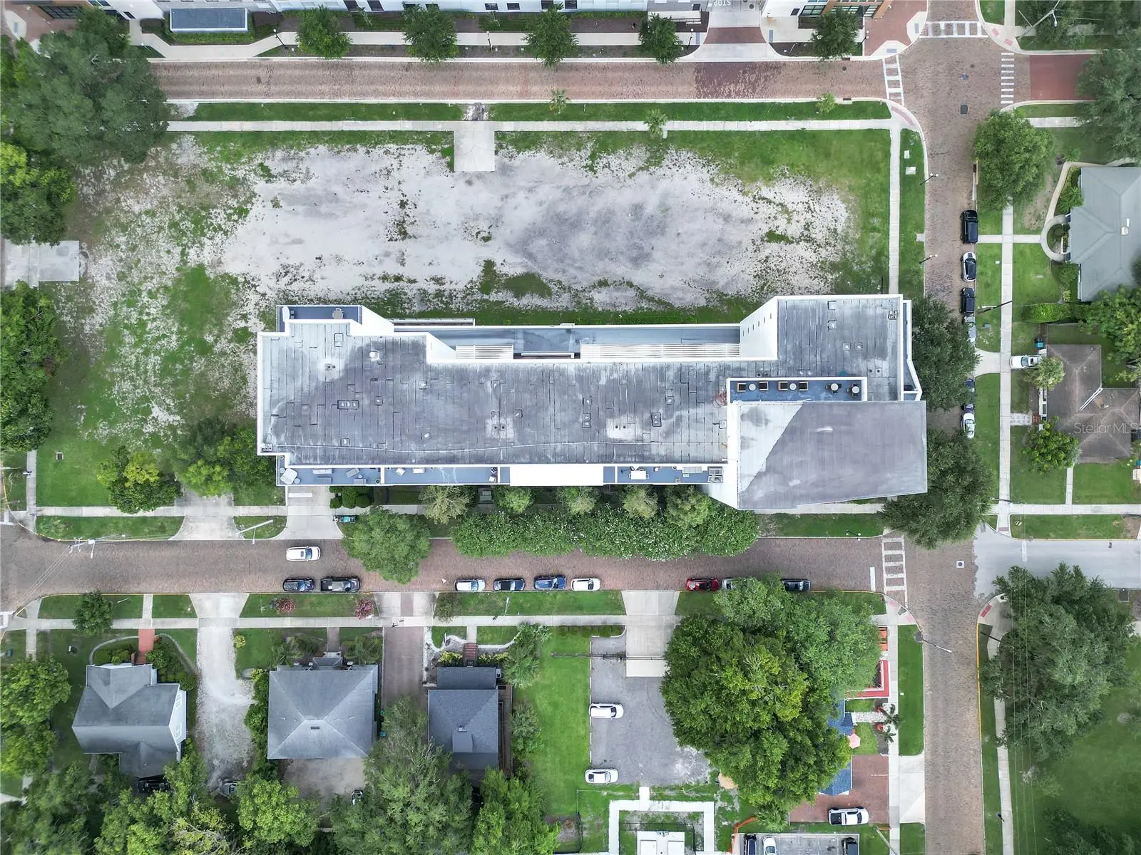 525 Jackson Street, FL