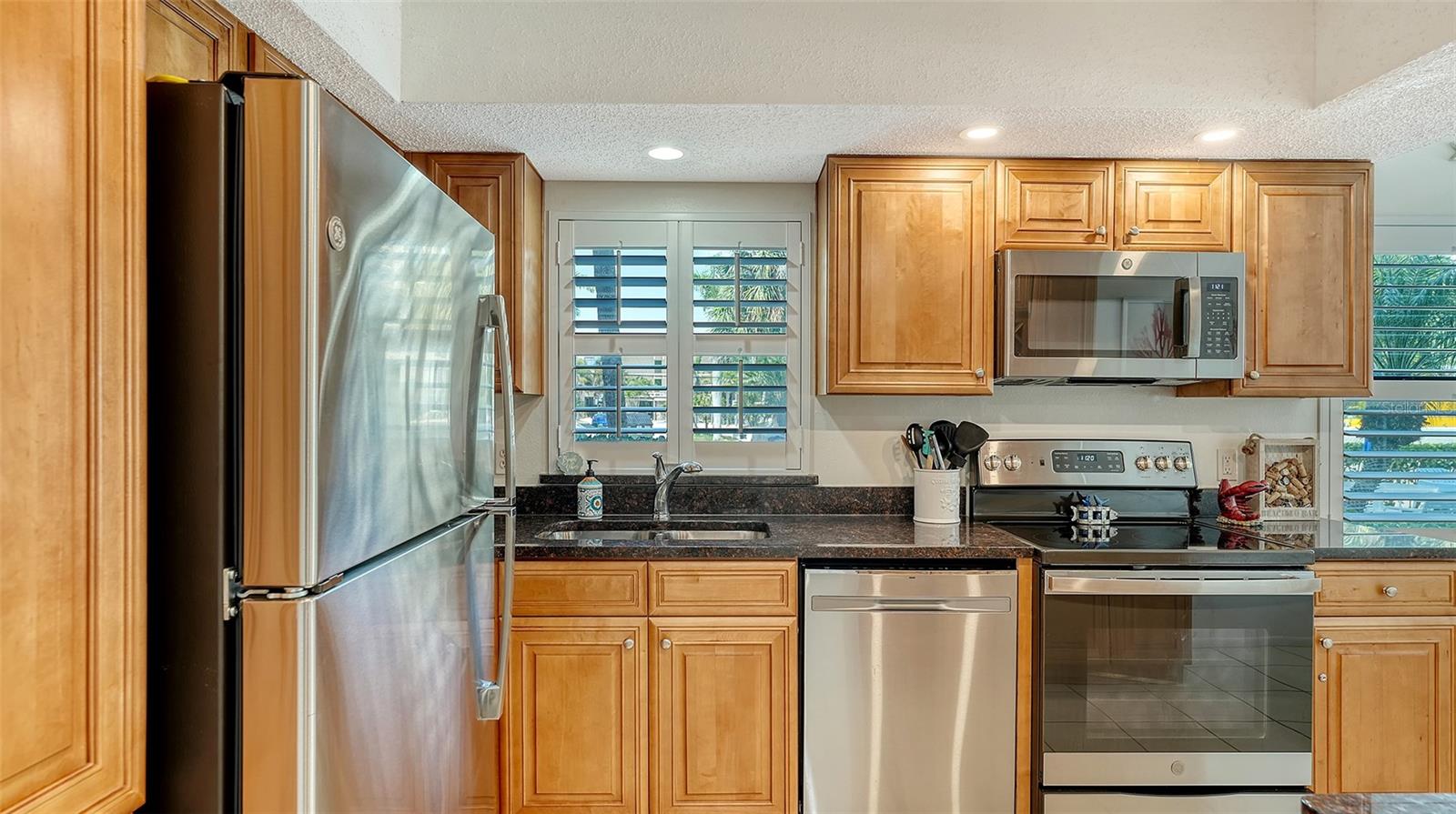 1001 Benjamin Franklin Drive, FL
