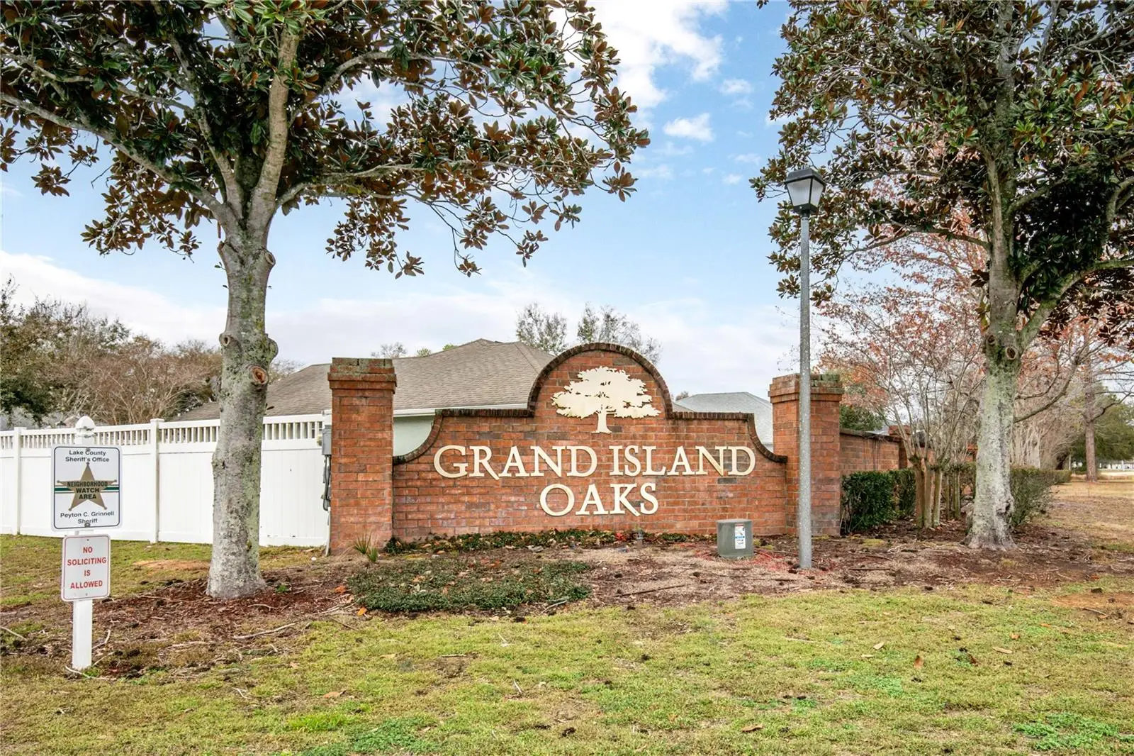 36452 Grand Island Oaks Circle, FL
