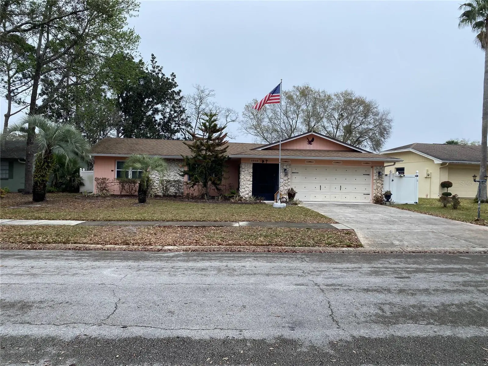 1012 Forest Circle, FL