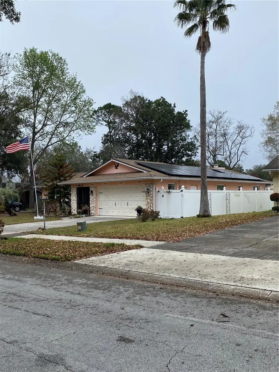 1012 Forest Circle, FL