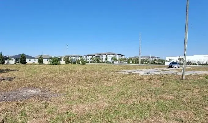 6012 Lorraine Road, FL